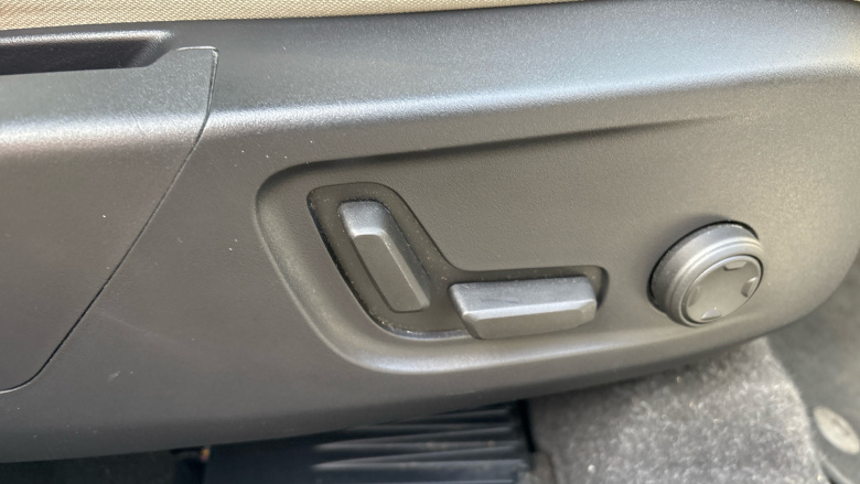 Volvo Xc40 1.5 T5 Recharge PHEV Inscription Pro 5dr Auto Estate